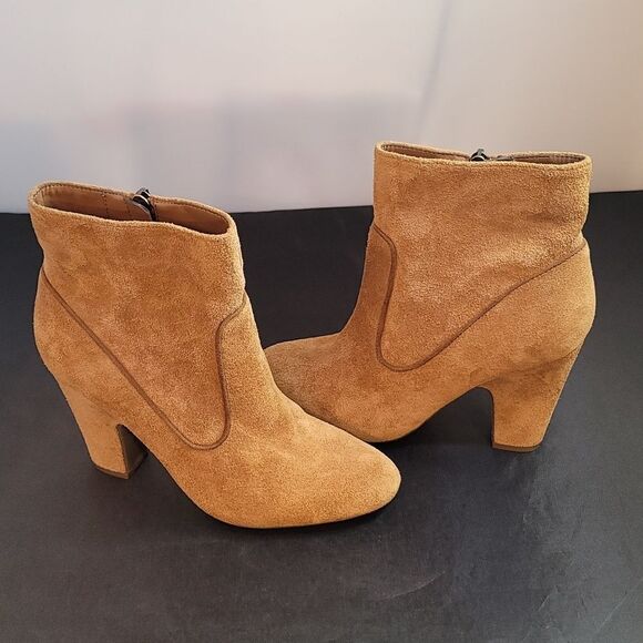 BRAND NEW ANNE KLEIN IFLEX ROUND TOE SUEDE BLOCK HEEL BOOTIES - Picture 12 of 16